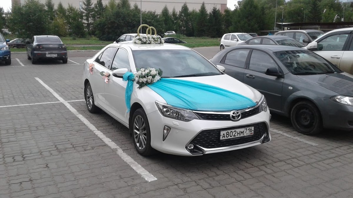 Тойота камри