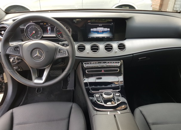 Mercedes W213