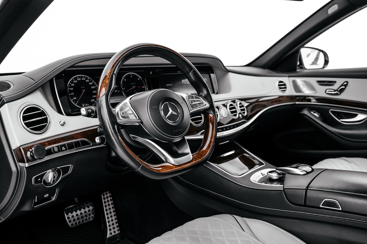 Mercedes Benz S класса W222