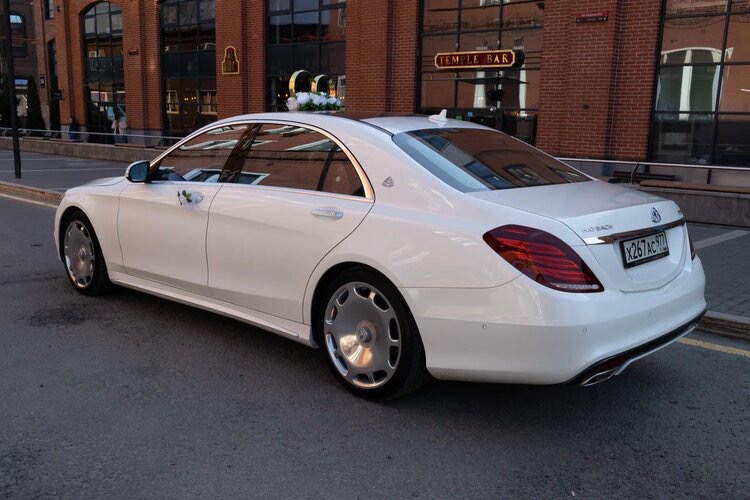 Mercedes-Benz S class (комплектация MAYBACH)