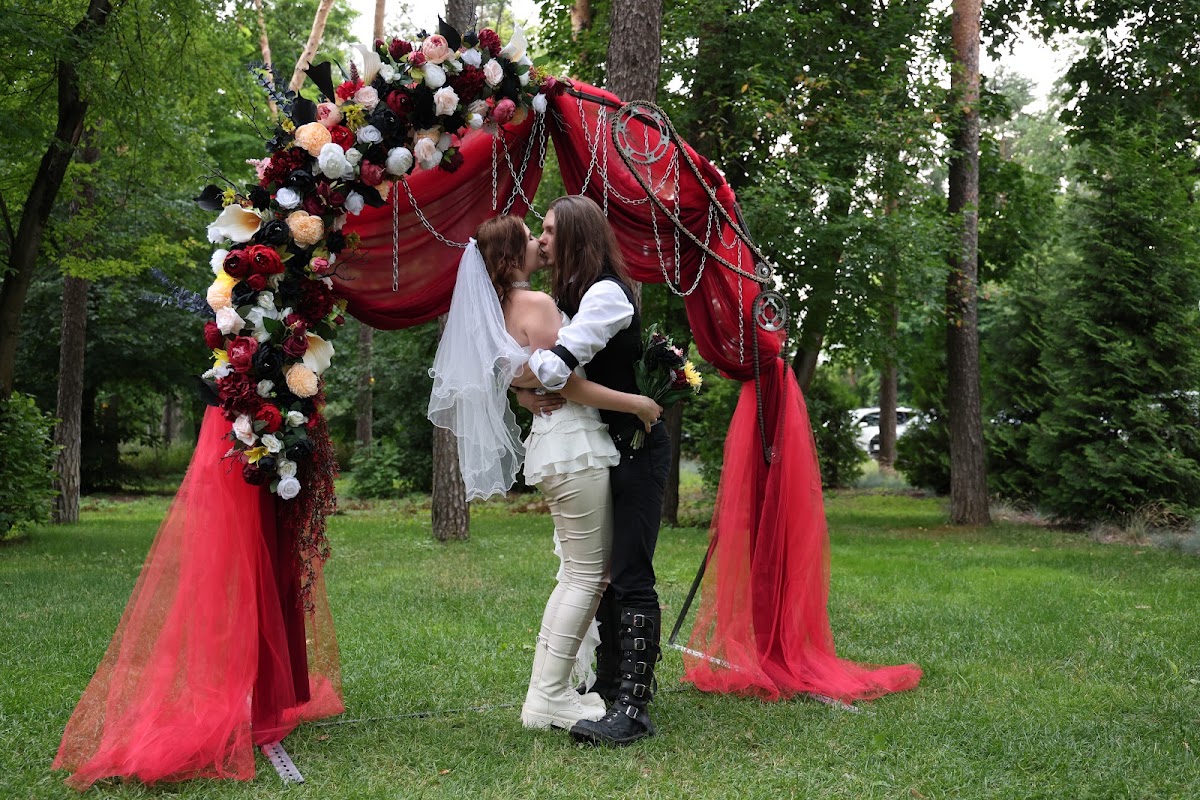 Punk wedding