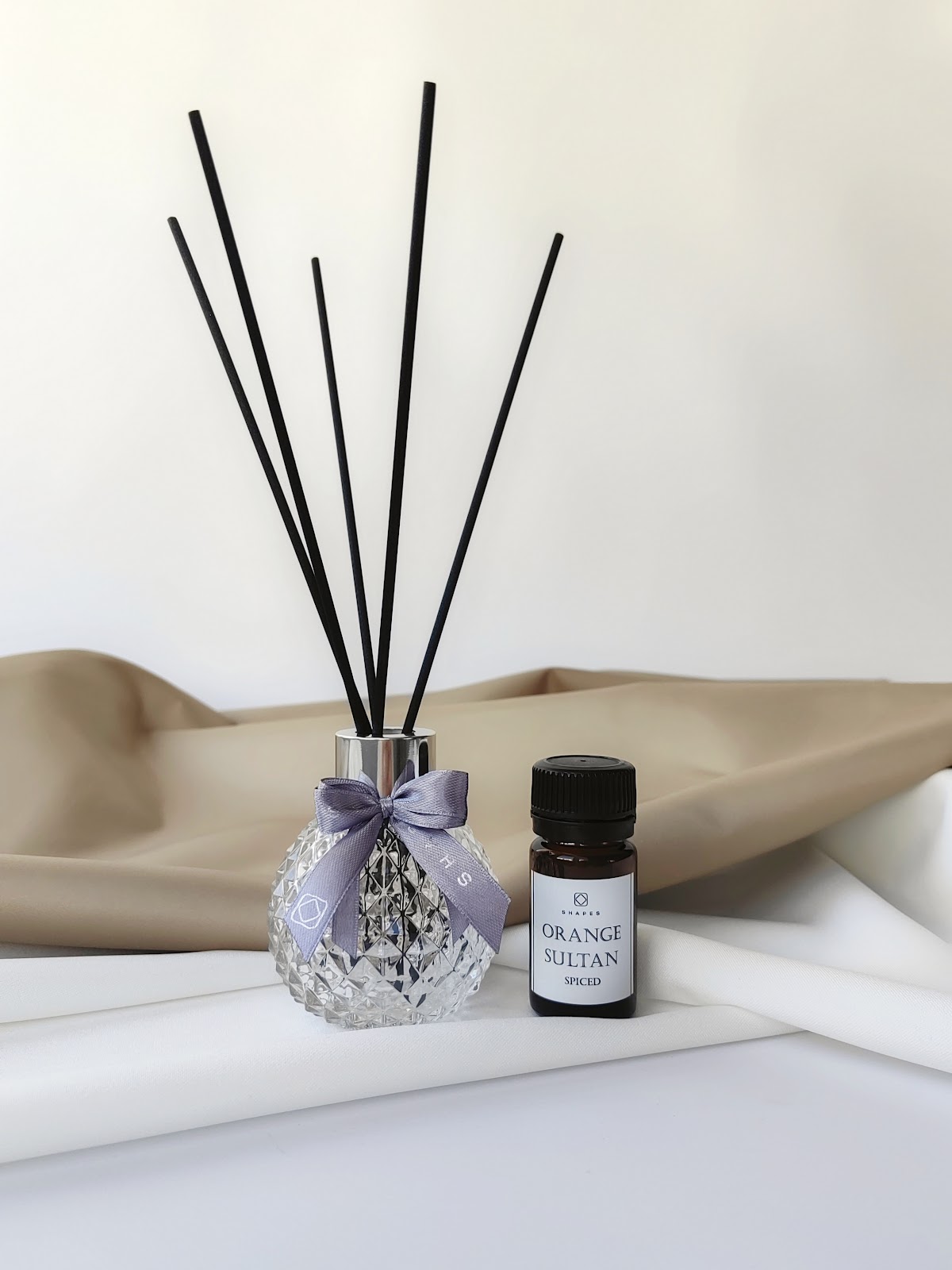 SHAPES candles & aroma diffusers