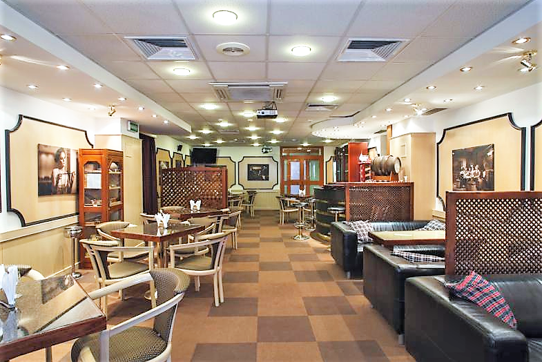 Зал Boutique Whisky bar — День рождения