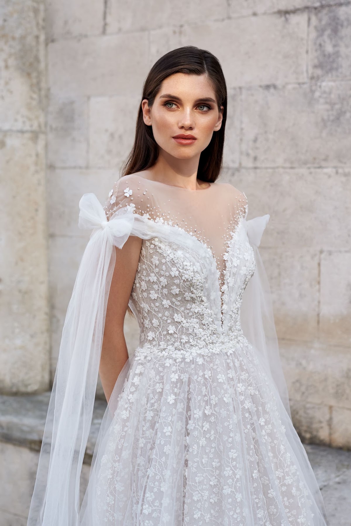 Corona — кадр 2 из 2