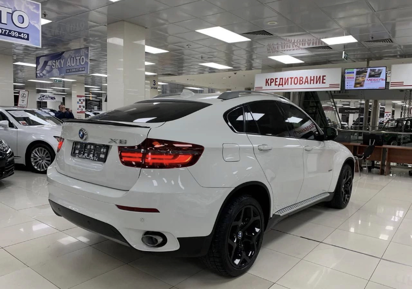 BMW X6