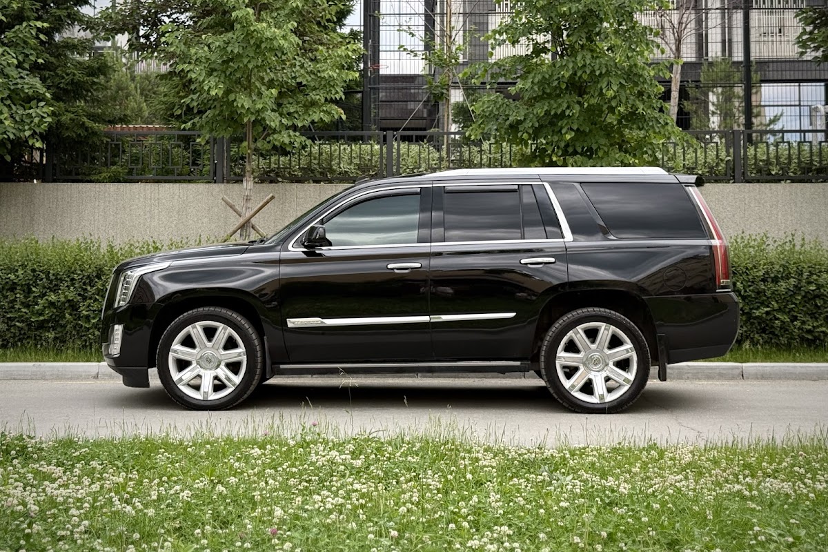 Cadillac Escalade — кадр 4 из 14