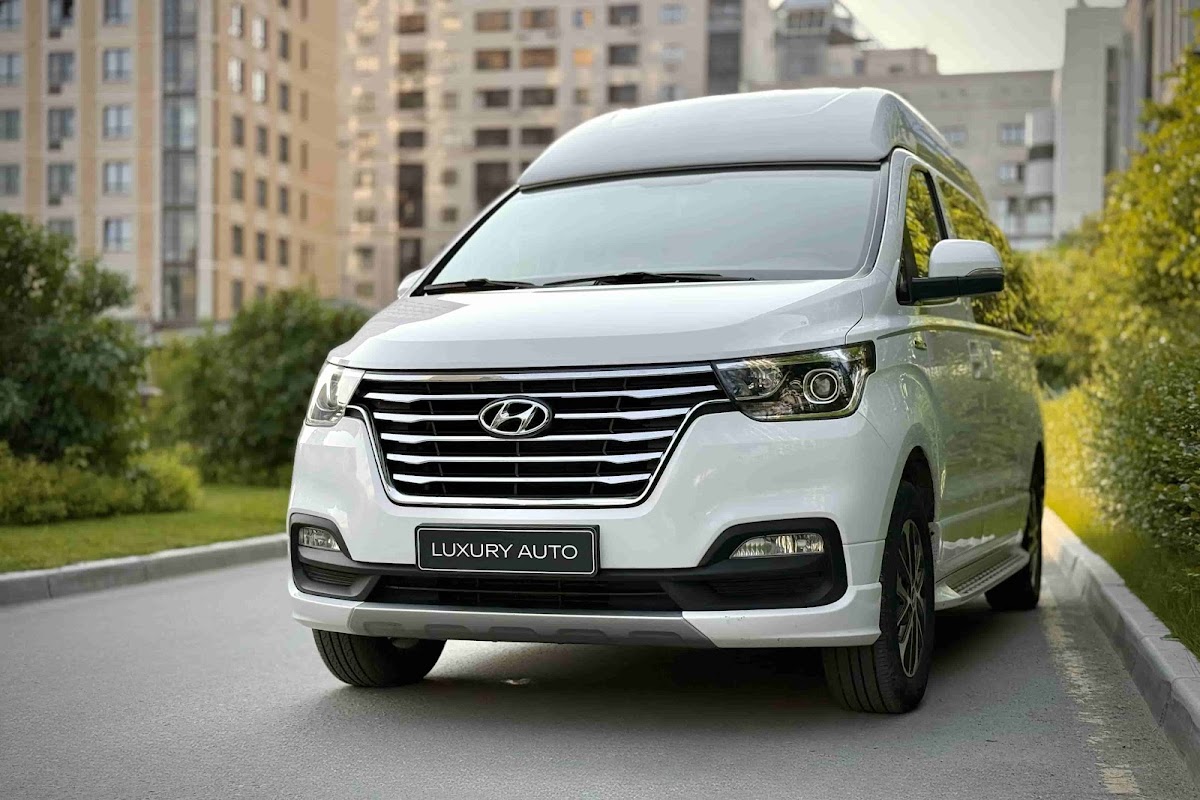 Hyundai Starex