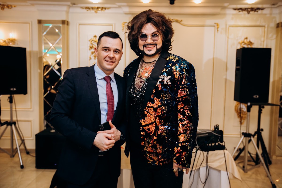 ФИЛИПП КИРКОРОВ
