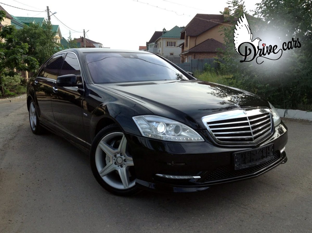 Mercedes-Benz S 221