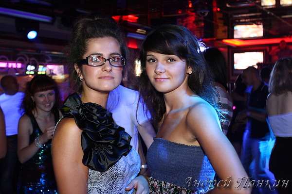 DJ Niki / DJ First