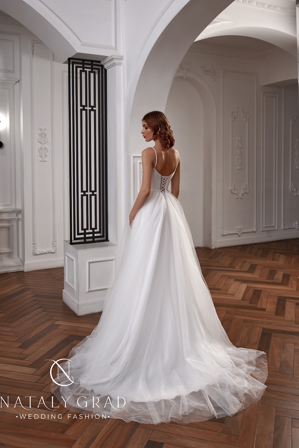 NATALY GRAD