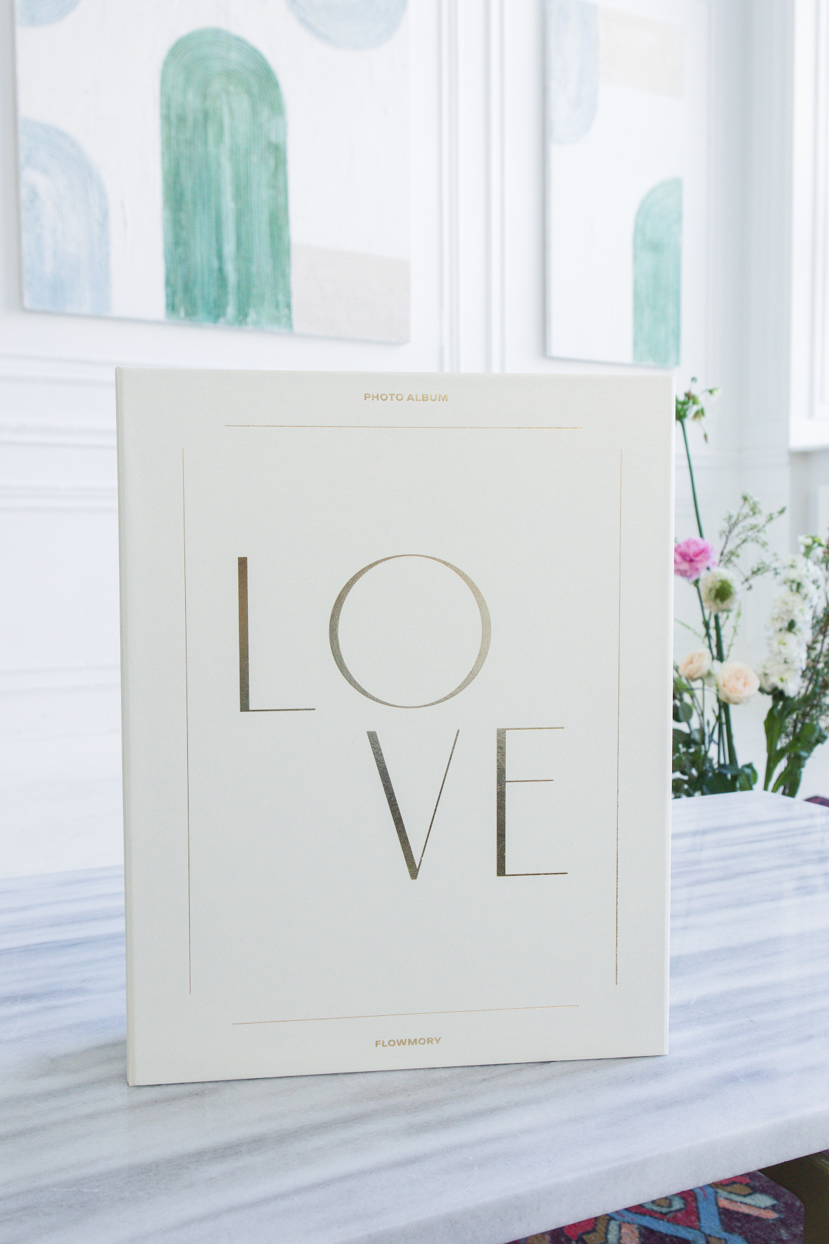 Свадебный фотоальбом "LOVE"
