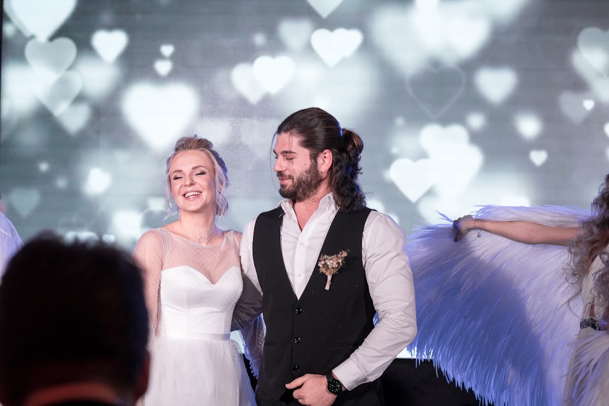 Русско-английская церемония для Ксении и Нуреттина на Wedding Fest 2021