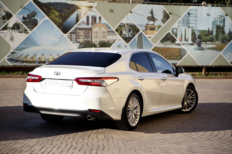 Toyota Camry — кадр 2 из 8