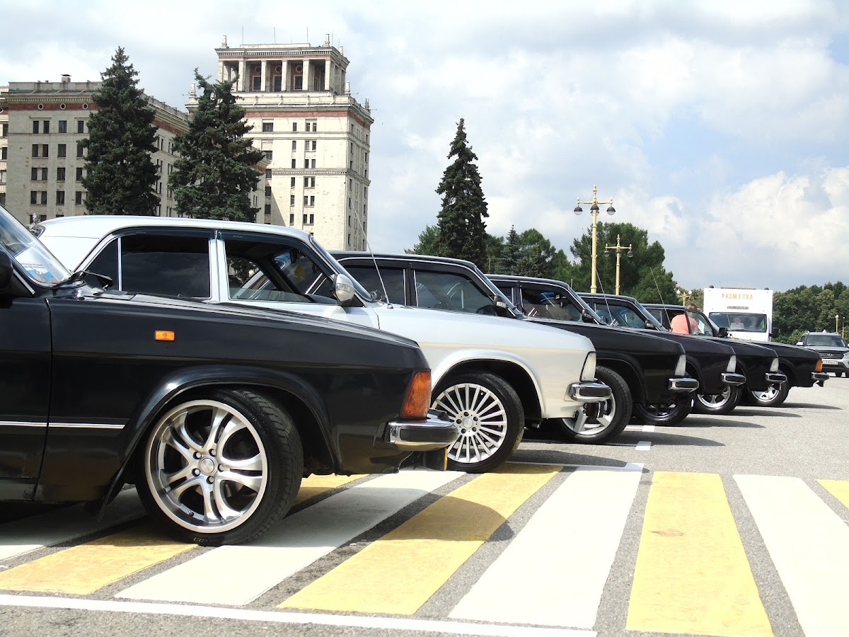 Волга ГАЗ 3102