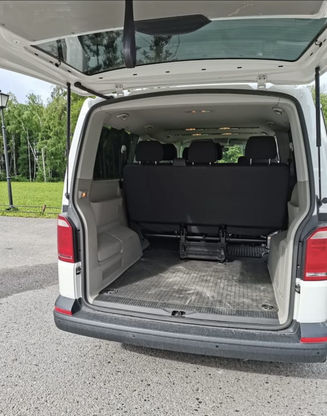 Volkswagen Caravelle — кадр 3 из 3