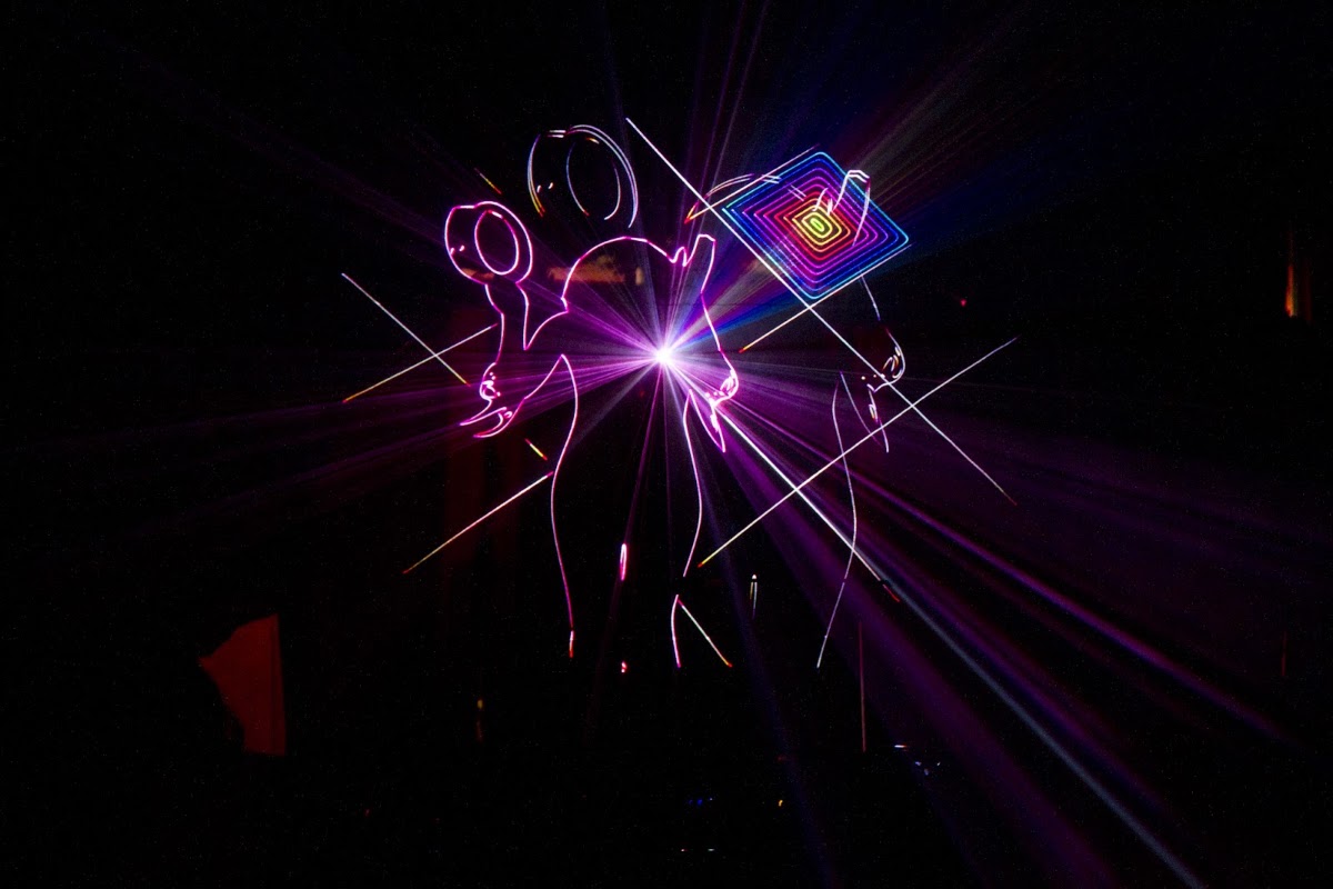 Laserus