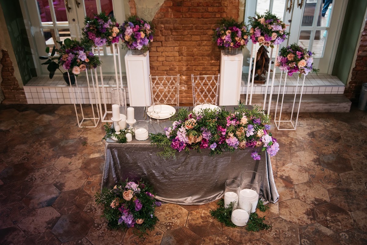 Организатор и декоратор - Ivory Wedding Studio