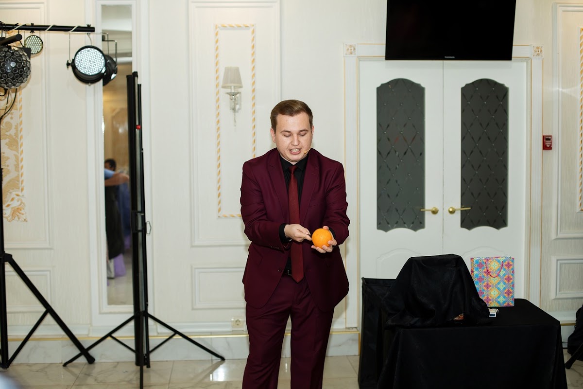 Дмитрий Веселов