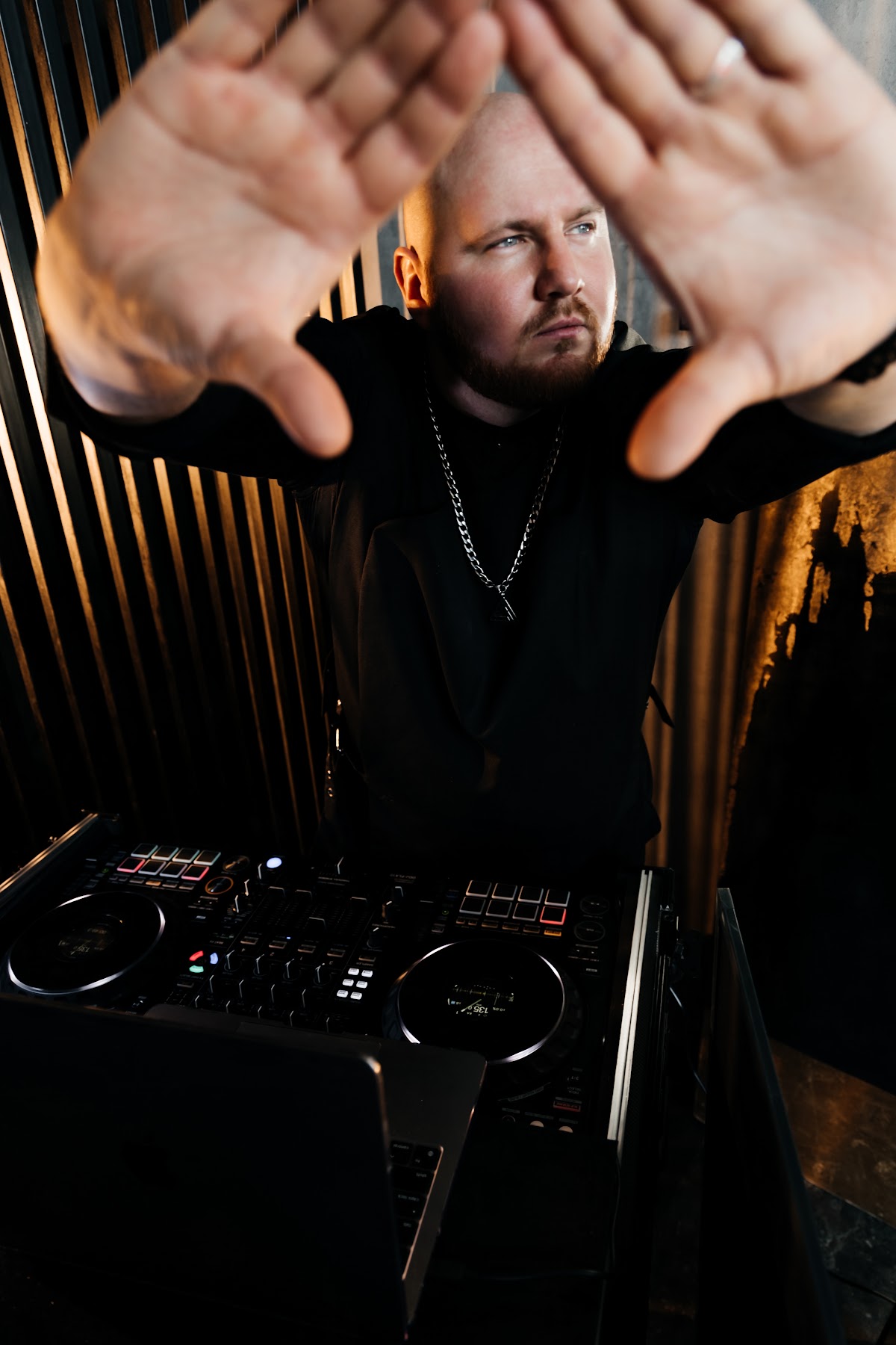 DJ MIRONYX