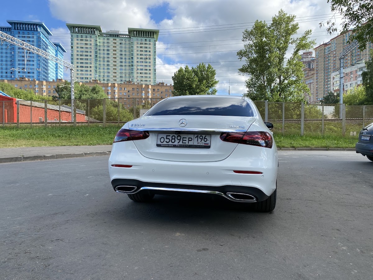Mercedes-Benz E class — кадр 4 из 13