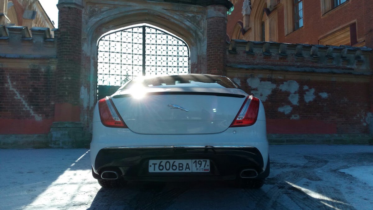 Jaguar XJ Sport — кадр 5 из 9