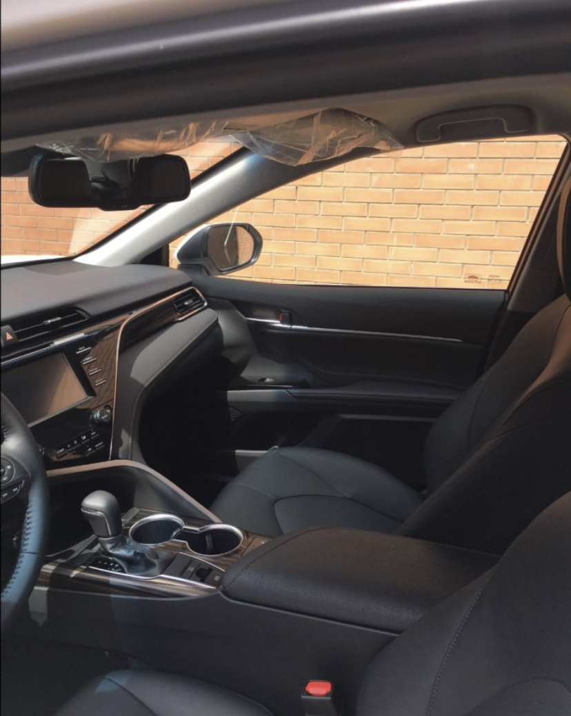 Toyota Camry V70