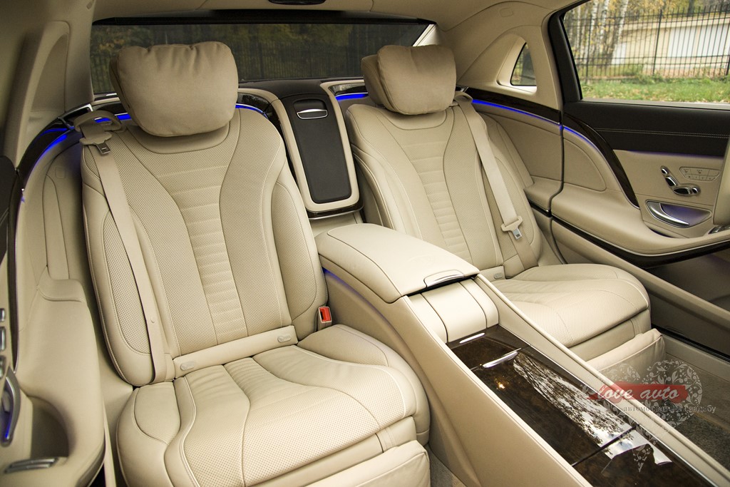 Mercedes-Benz S222 Maybach