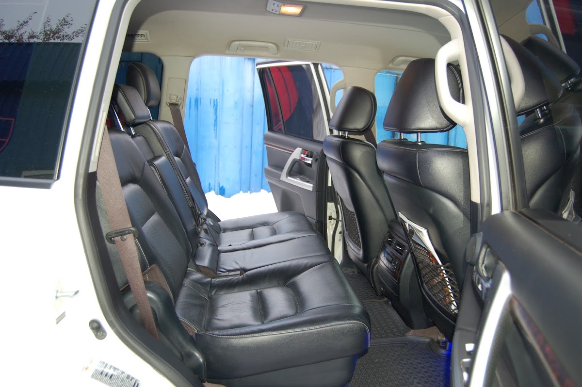 Toyota Land Cruiser 200 — кадр 5 из 7