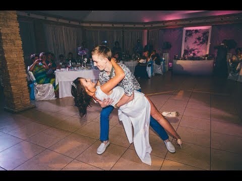 Александра Плясунова