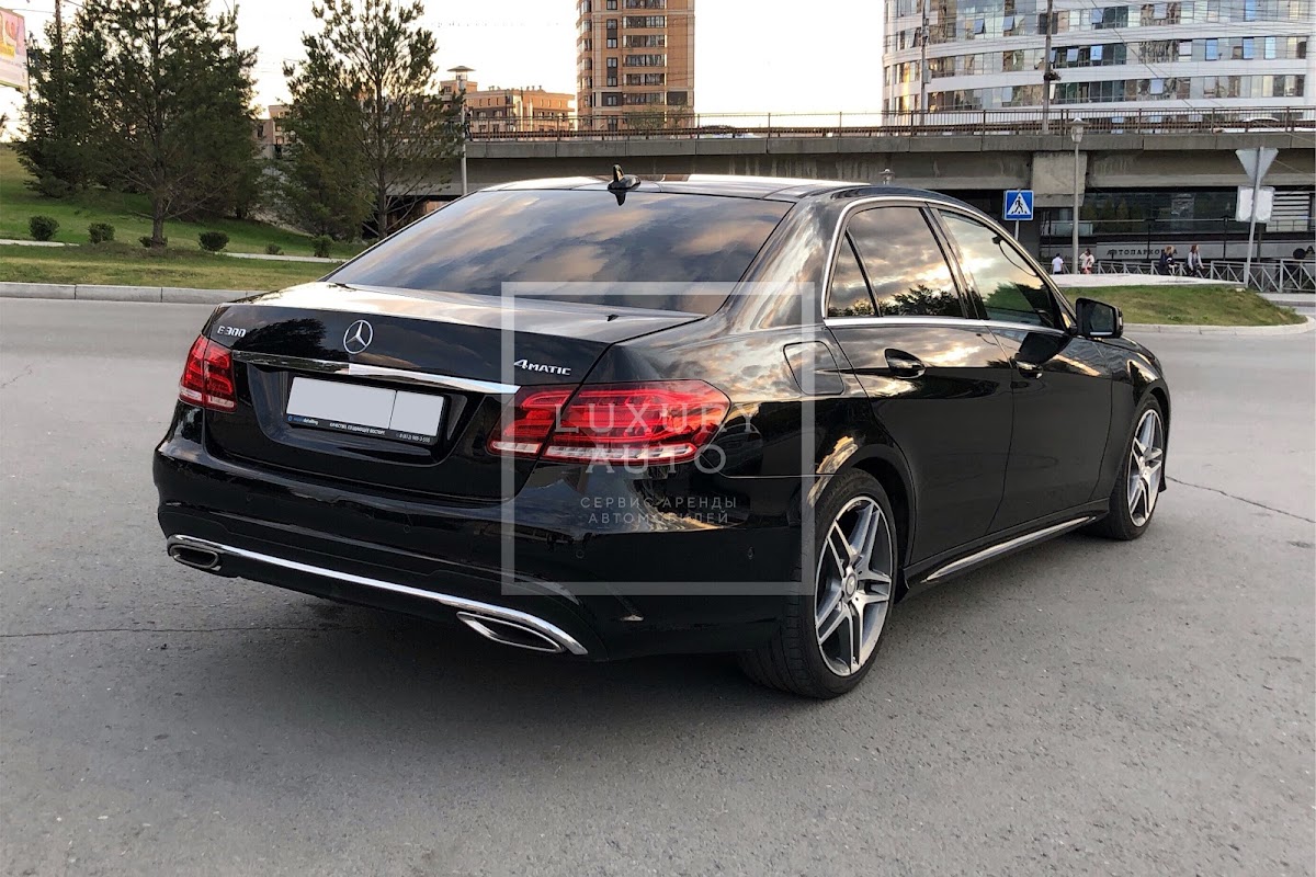 Mercedes-Benz E-Class 212 AMG
