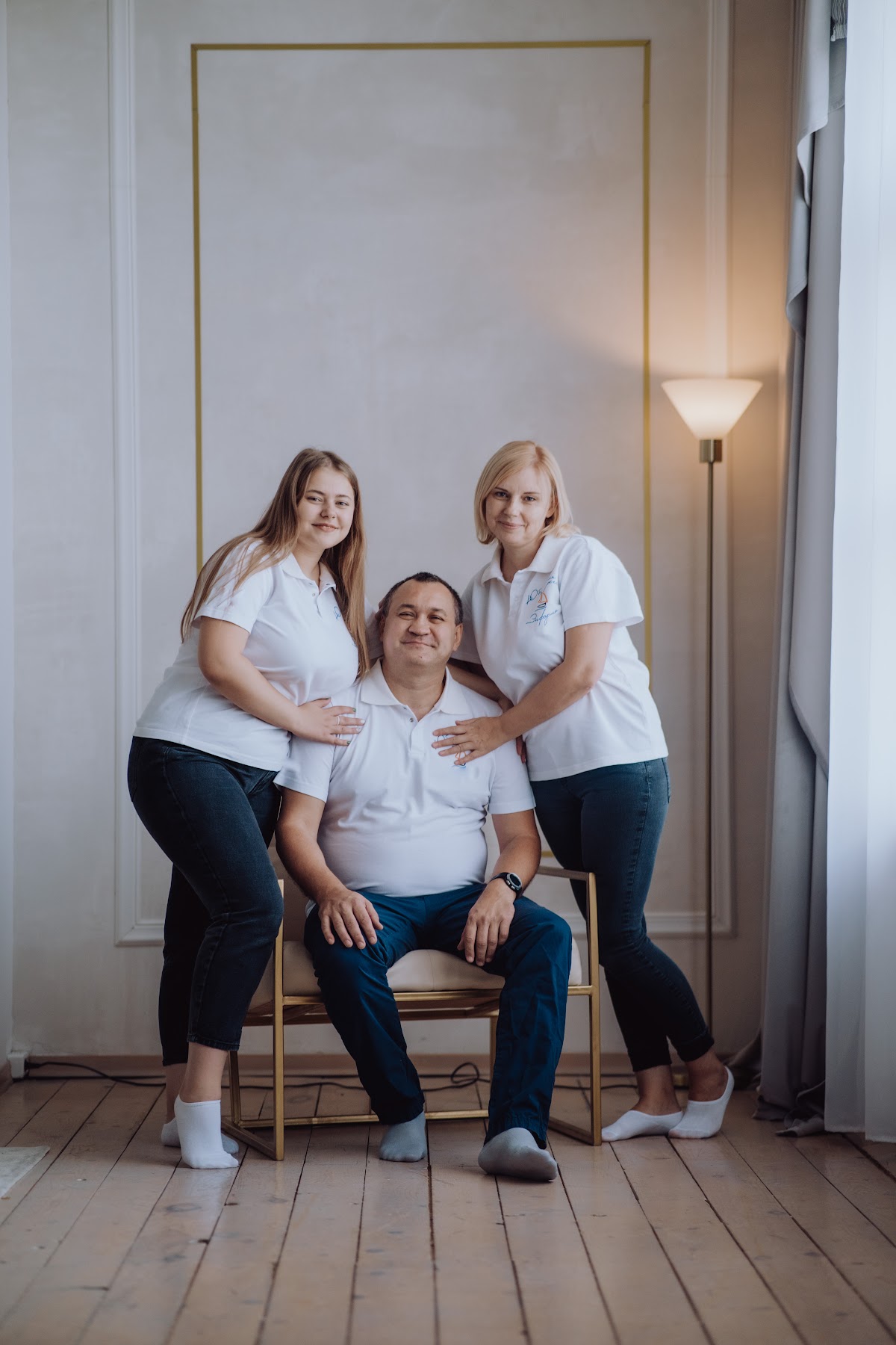 Семейная фотосессия в  фотостудии