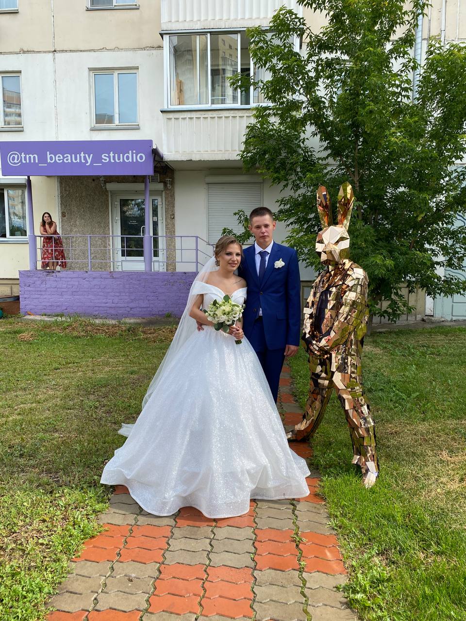 Золотой Зеркальный Заяц Mr.Pozitivkin — кадр 5 из 39