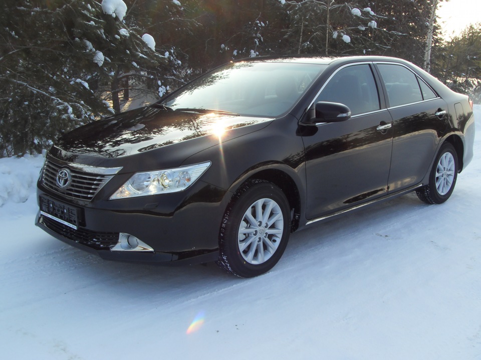 Toyota Camry — кадр 2 из 4