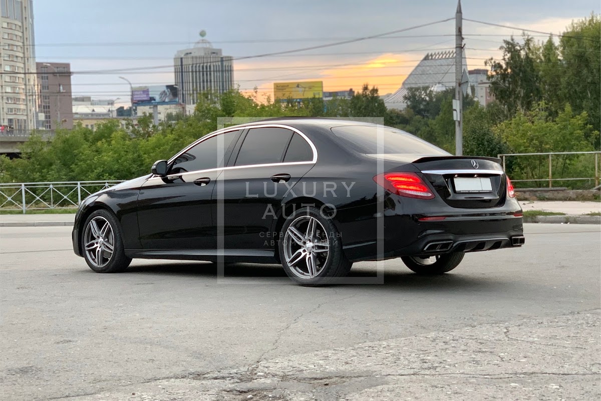Mercedes-Benz E-213