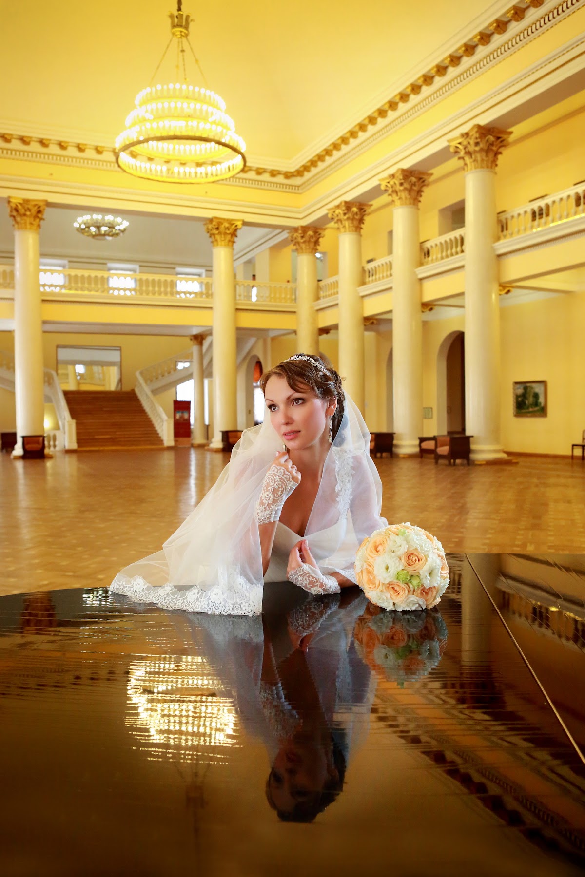 Александр и Елена.