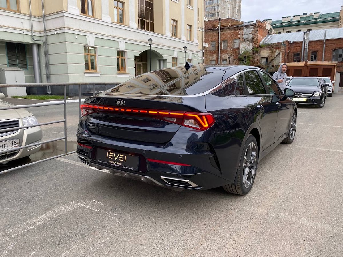 KIA K5