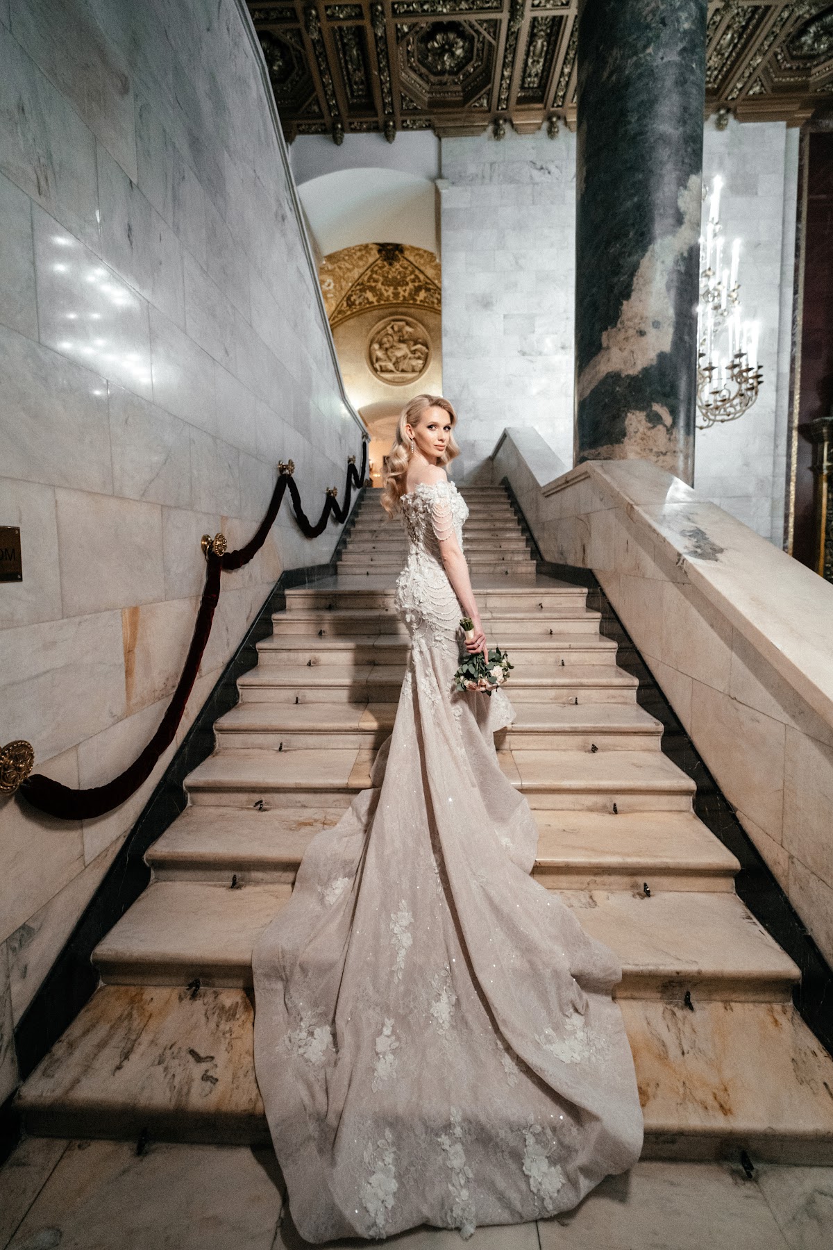 Свадебная фотосъемка в отеле