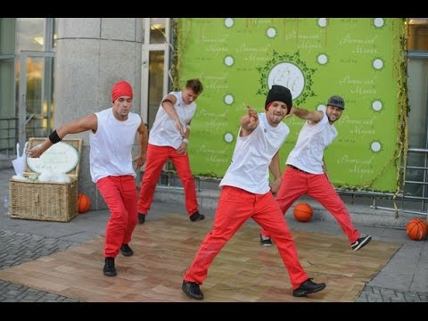 Кадр 10 из 12