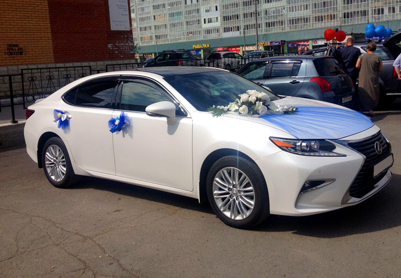 Lexus ES200 — кадр 4 из 8