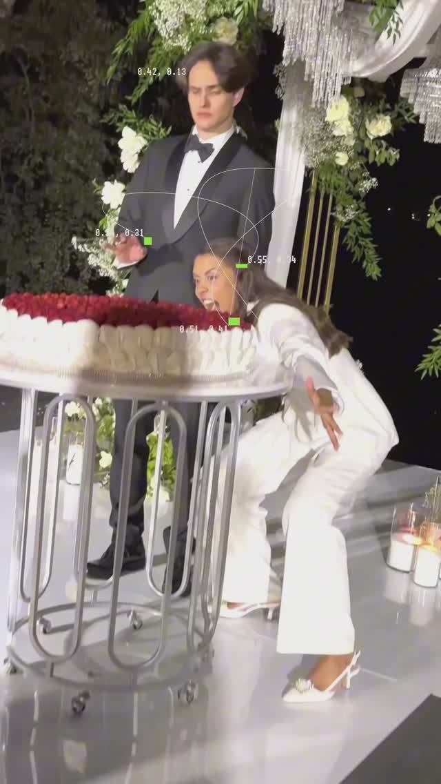 Видео