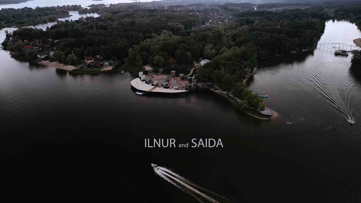 Видео