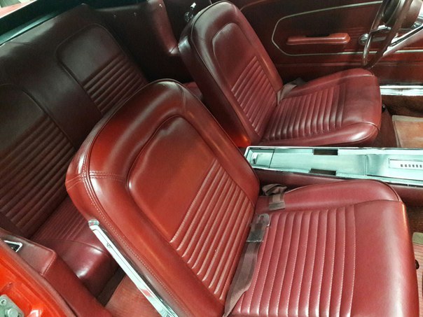 Ford Mustang 1966 — кадр 5 из 5