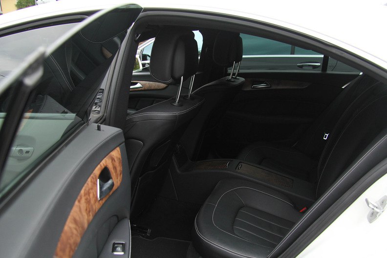 Mercedes CLS — кадр 4 из 6