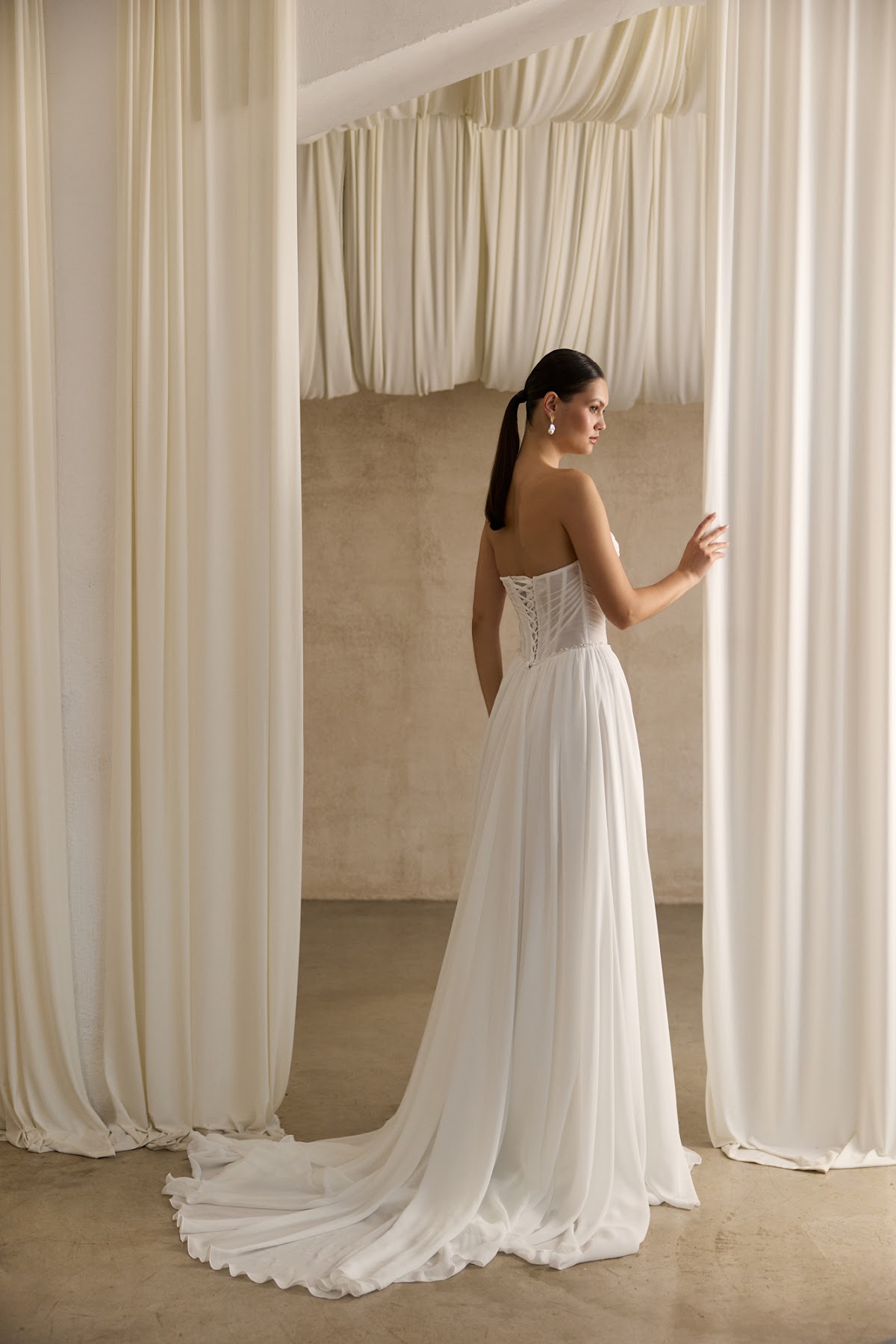 Свадебное платье Дарсия — кадр 4 из 4