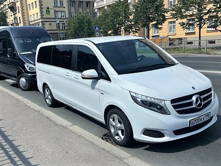 Mercedes Benz V класс — кадр 2 из 3