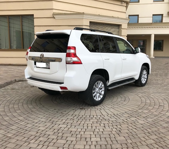 Toyota Land Cruiser Prado — кадр 3 из 10