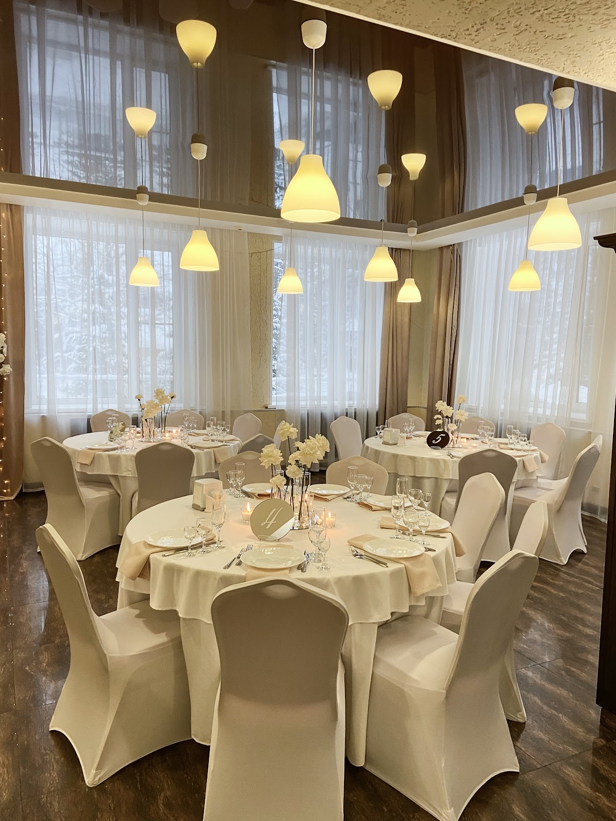 Event No.1 DECOR — кадр 4 из 229