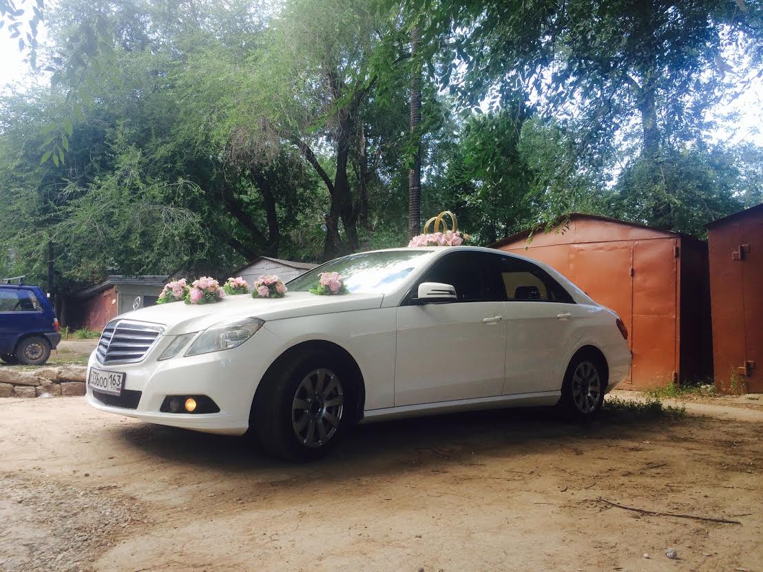 Mercedes-Benz E 200 — кадр 5 из 6
