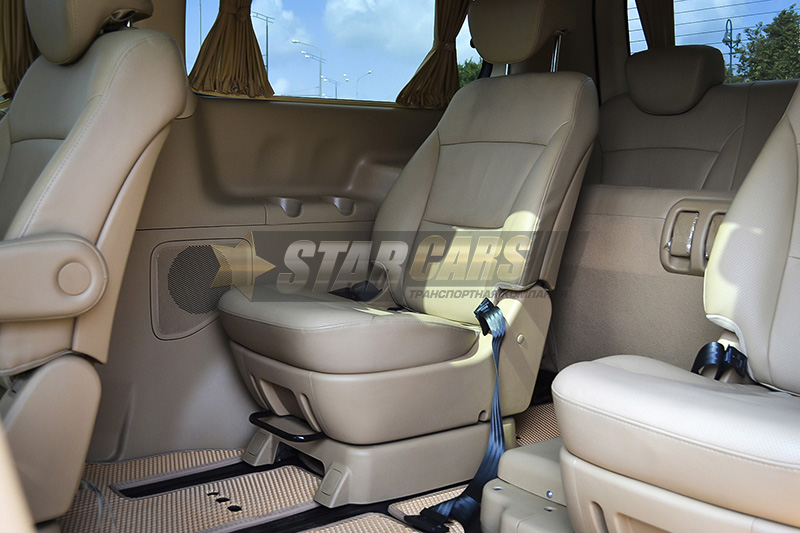 Hyundai Grand Starex (7 мест)